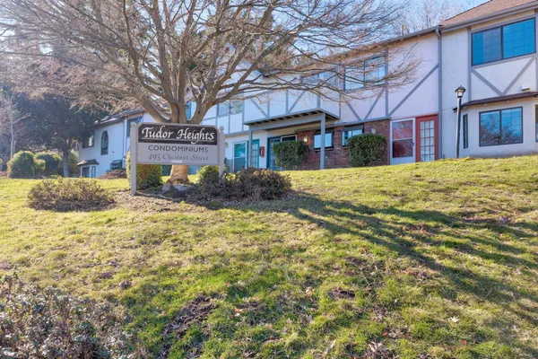 $229,900 | 495 Chestnut Street, Unit 19, Ashland, OR 97520