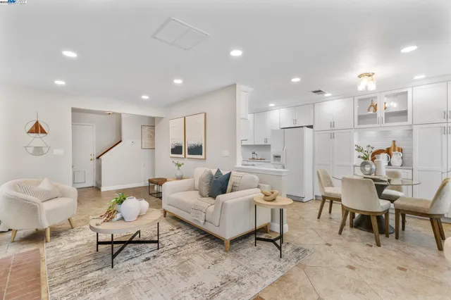 $995,000 | 215 Mavis Drive, Pleasanton, CA 94566