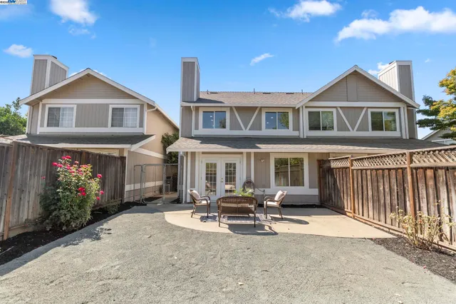 $995,000 | 215 Mavis Drive, Pleasanton, CA 94566