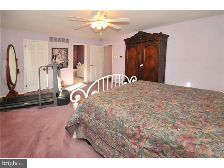 1536 Noble Road Jenkintown, PA 19046 - Photo 15 of 25 Master Bathroom
