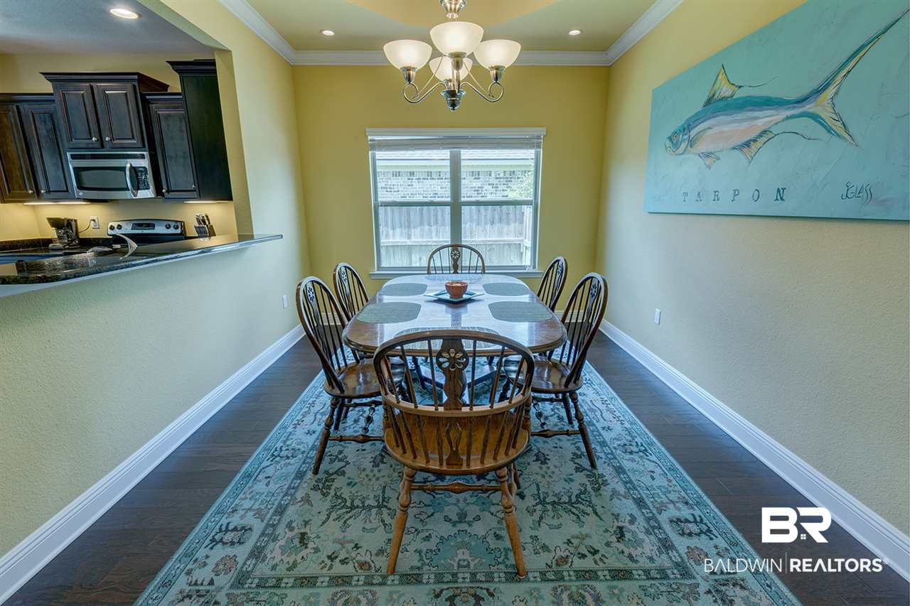 7023 Rocky Rd Loop Gulf Shores, AL 36542 - Photo 23 of 34 Dining Room