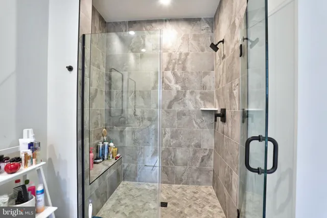 $3,500 | 43330 Farringdon Square, Broadlands, VA 20148