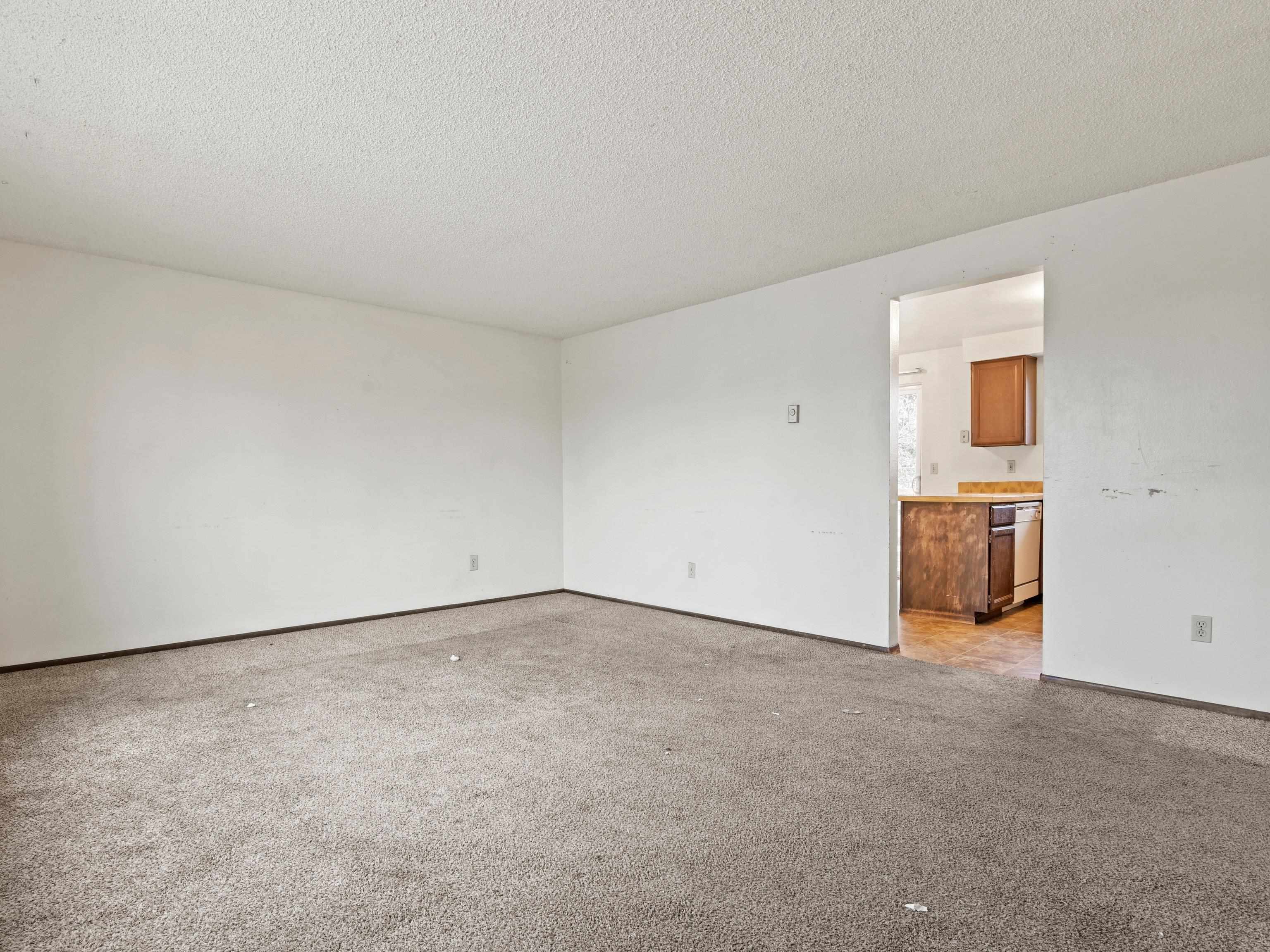 1611 North Raymond Road Spokane, WA 99206 - Photo 5 of 22