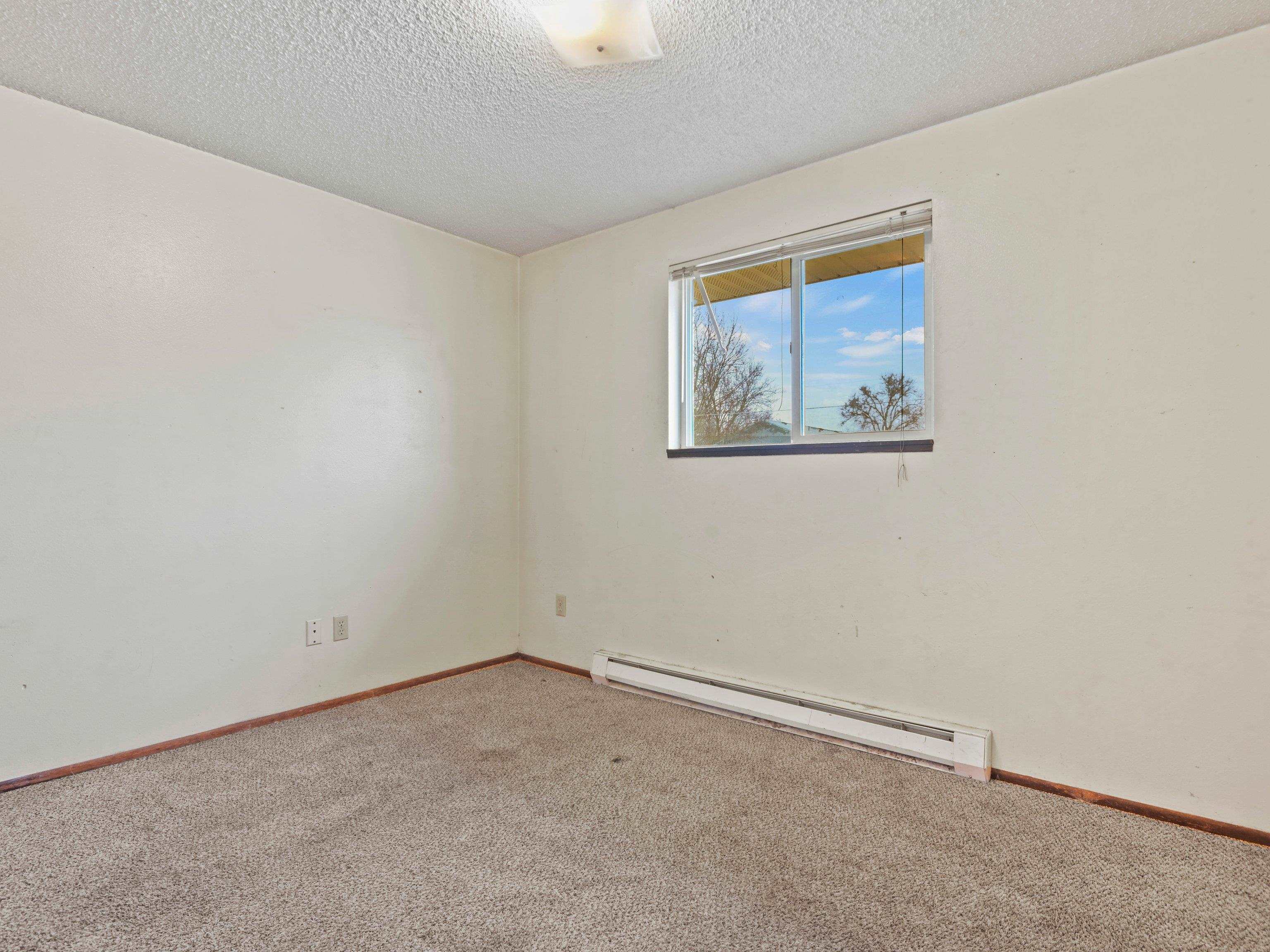 1611 North Raymond Road Spokane, WA 99206 - Photo 10 of 22