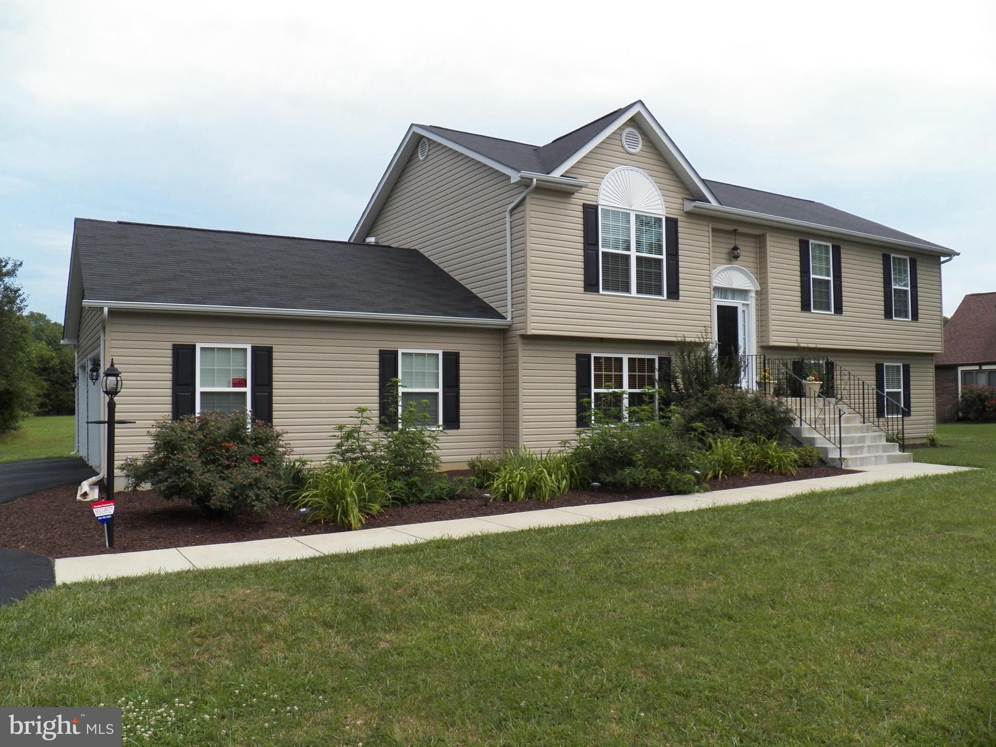 9700 Dyson Road Brandywine, MD 20613 - Photo 1 of 27 Exterior (Front)