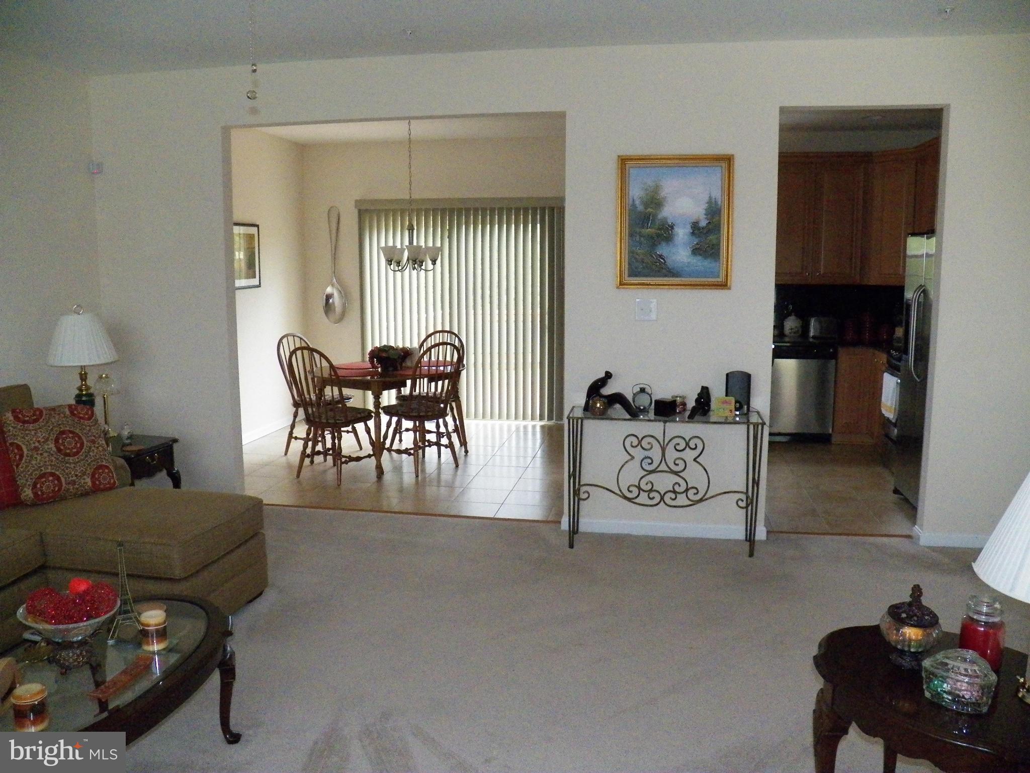9700 Dyson Road Brandywine, MD 20613 - Photo 4 of 27 Living Room