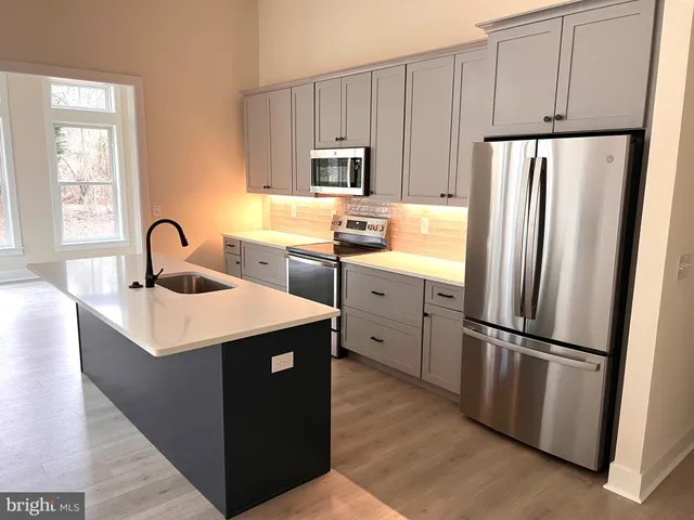 $544,900 | 20191 Sunflower Drive, Lincoln, DE 19960