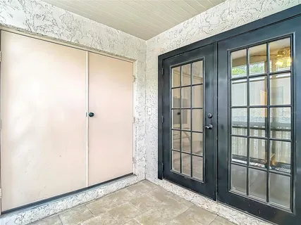 $240,000 | 4611 West North B Street, Unit 240, Tampa, FL 33609