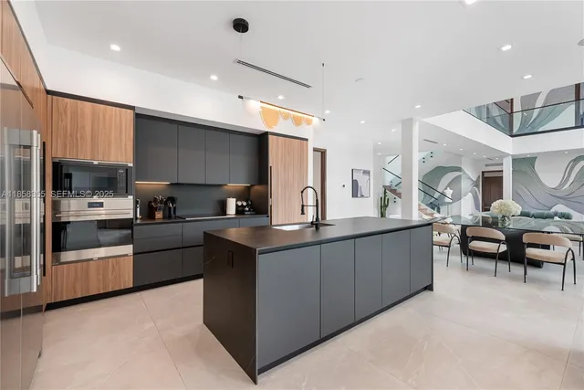 $55,000 | 1960 Northeast 197th Terrace, Miami, FL 33179