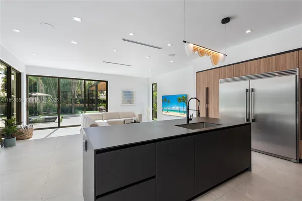 $55,000 | 1960 Northeast 197th Terrace, Miami, FL 33179