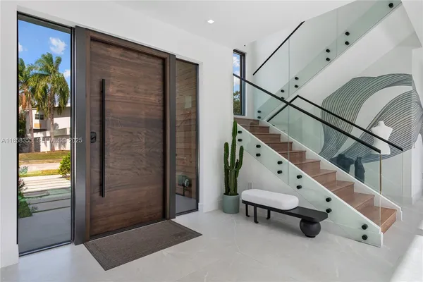 $55,000 | 1960 Northeast 197th Terrace, Miami, FL 33179