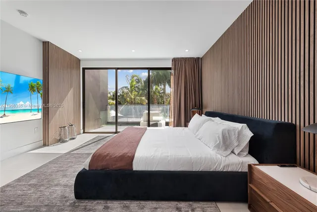 $55,000 | 1960 Northeast 197th Terrace, Miami, FL 33179