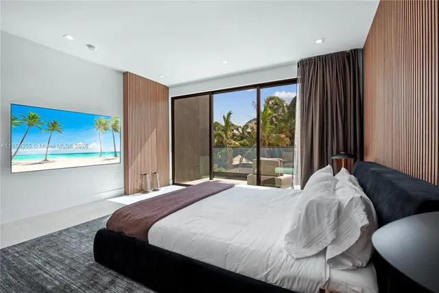 $55,000 | 1960 Northeast 197th Terrace, Miami, FL 33179