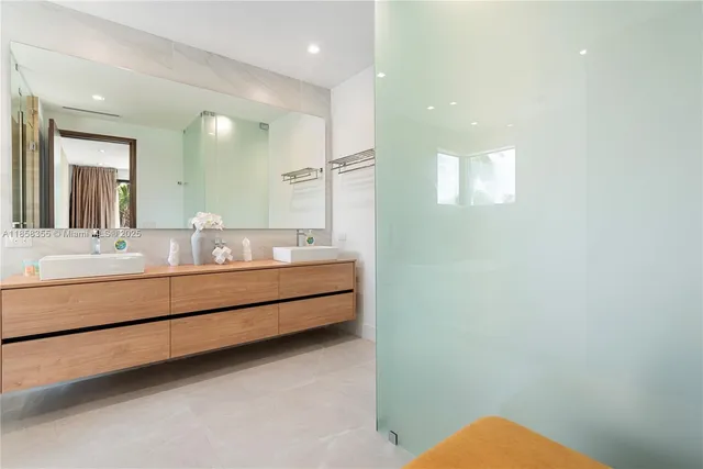 $55,000 | 1960 Northeast 197th Terrace, Miami, FL 33179