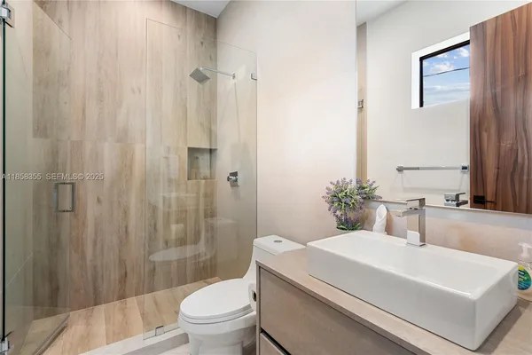 $55,000 | 1960 Northeast 197th Terrace, Miami, FL 33179