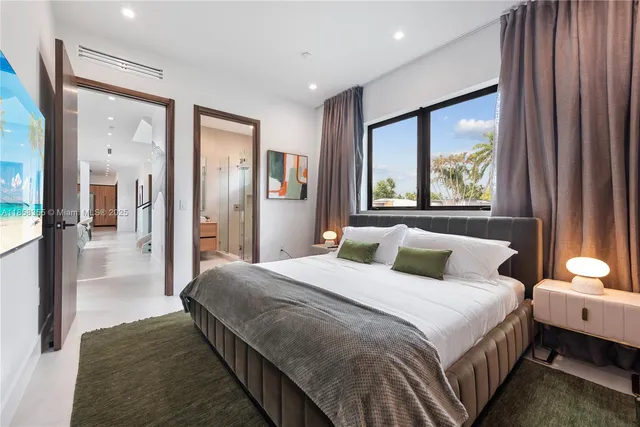 $55,000 | 1960 Northeast 197th Terrace, Miami, FL 33179