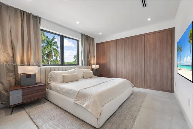 $55,000 | 1960 Northeast 197th Terrace, Miami, FL 33179