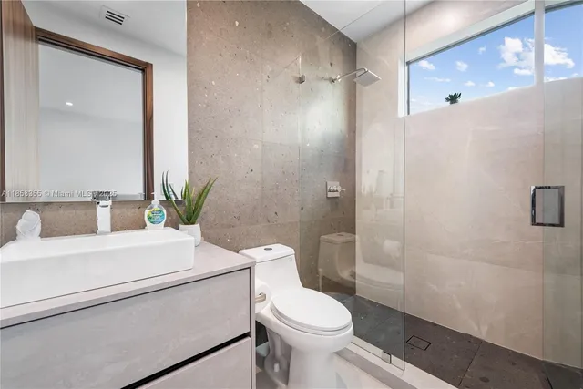 $55,000 | 1960 Northeast 197th Terrace, Miami, FL 33179