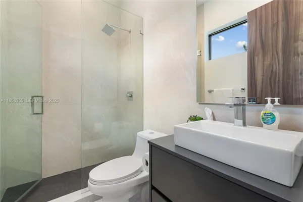 $55,000 | 1960 Northeast 197th Terrace, Miami, FL 33179