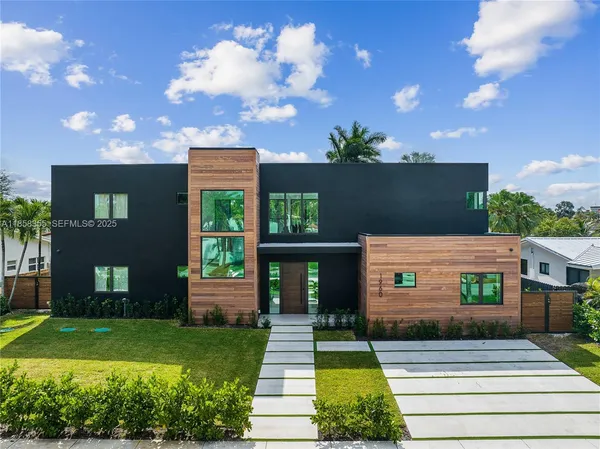 $55,000 | 1960 Northeast 197th Terrace, Miami, FL 33179