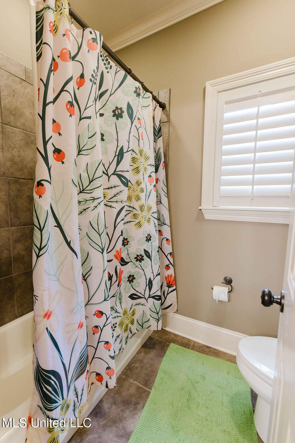 108 Timber Drive Madison, MS 39110 - Photo 30 of 43 Jack and Jill Bath