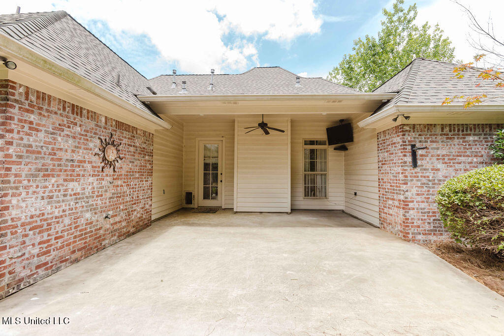 108 Timber Drive Madison, MS 39110 - Photo 38 of 43 Rear Porch and Giant Patio