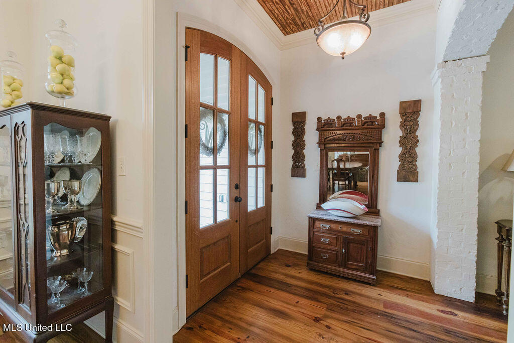 108 Timber Drive Madison, MS 39110 - Photo 6 of 43 Dining to Foyer