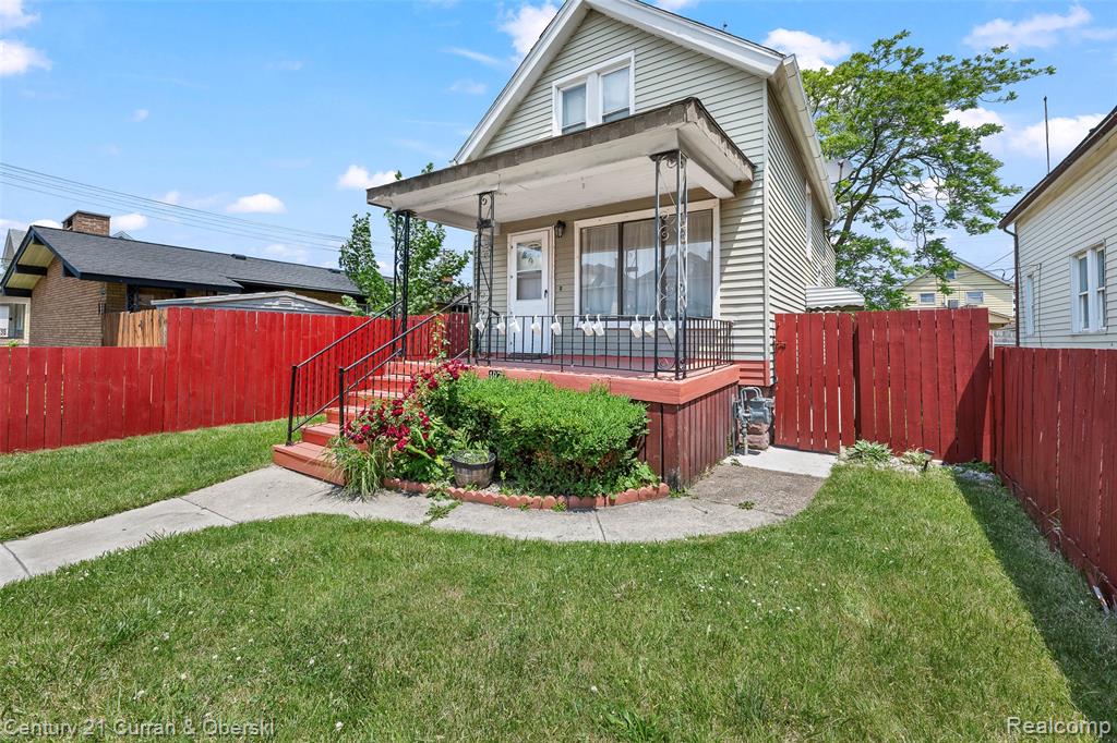 107 Pine Street River Rouge, MI 48218 - Photo 3 of 29