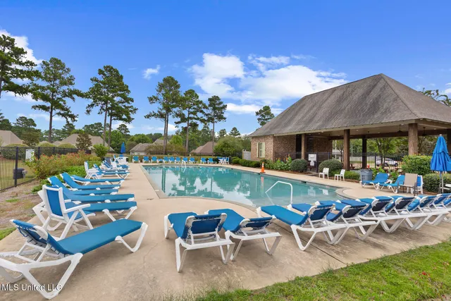 $425,000 | 126 Grayhawk Parkway, Madison, MS 39110