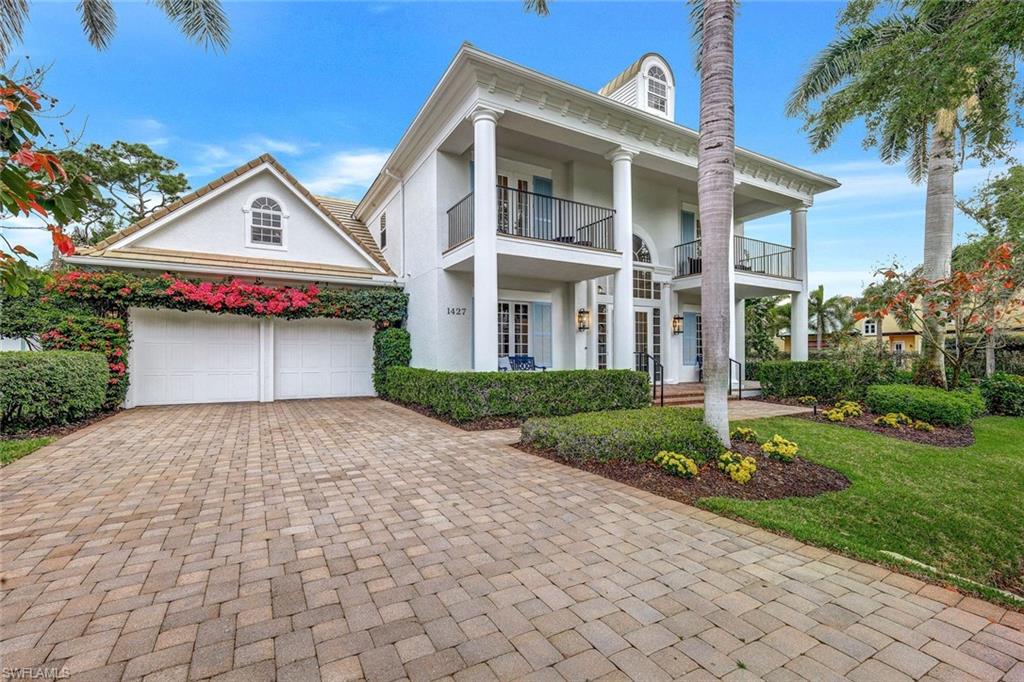 1427 Hemingway Place Naples, FL 34103 - Photo 4 of 44