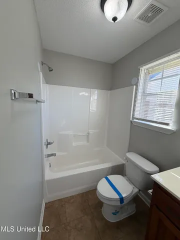 $219,300 | 1249 Clover Leaf Circle, Robinsonville, MS 38664