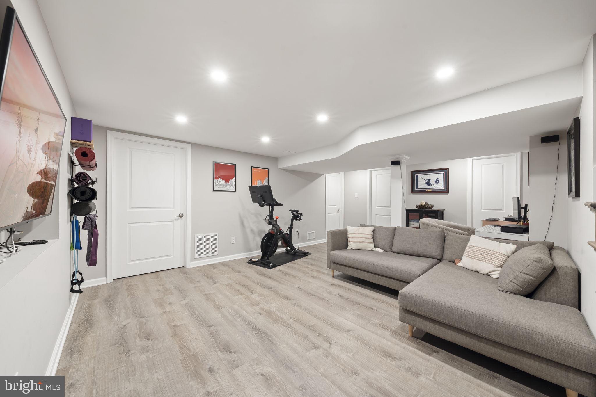 161 Rolling Road Bala Cynwyd, PA 19004 - Photo 36 of 61