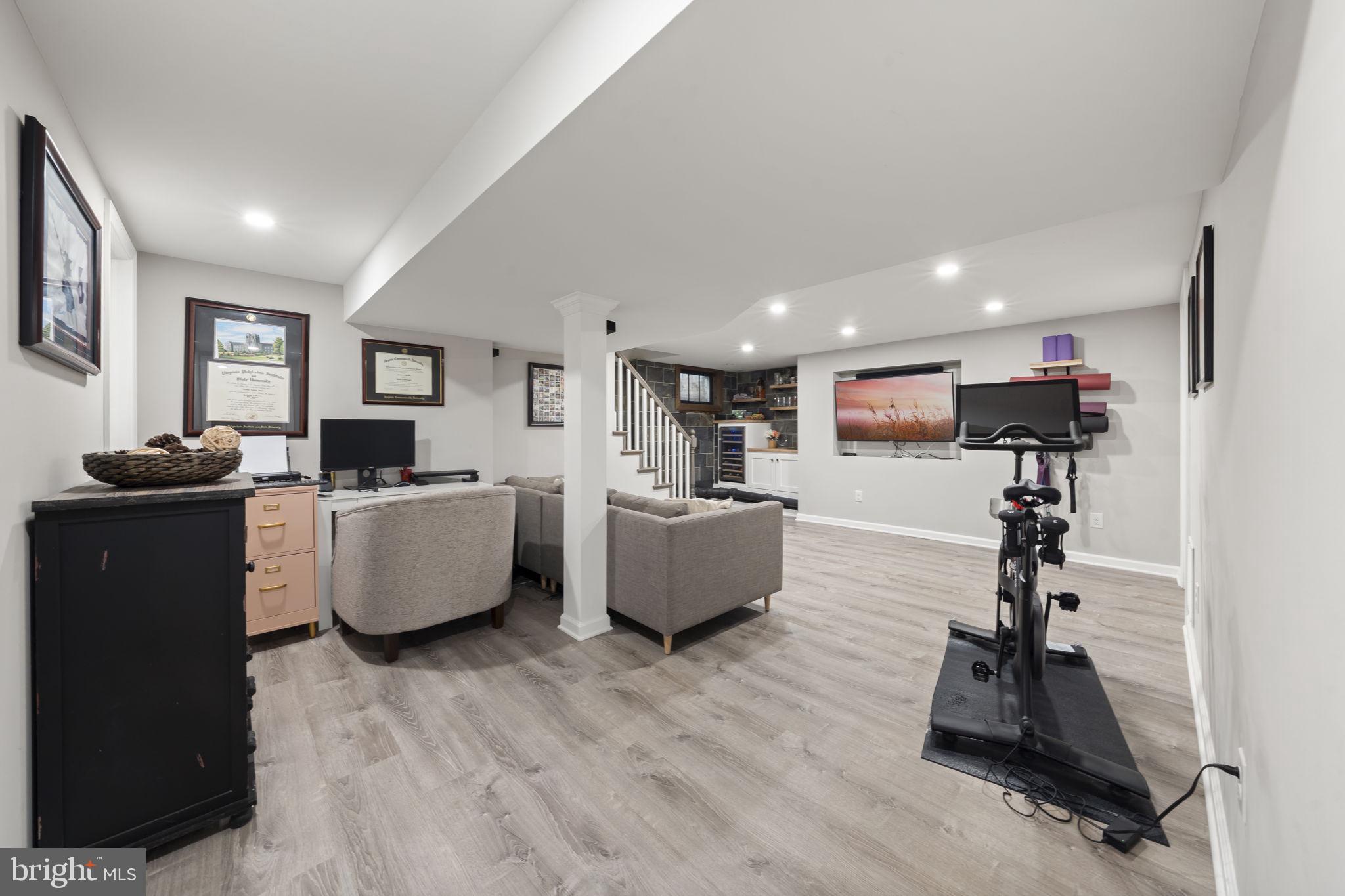 161 Rolling Road Bala Cynwyd, PA 19004 - Photo 37 of 61
