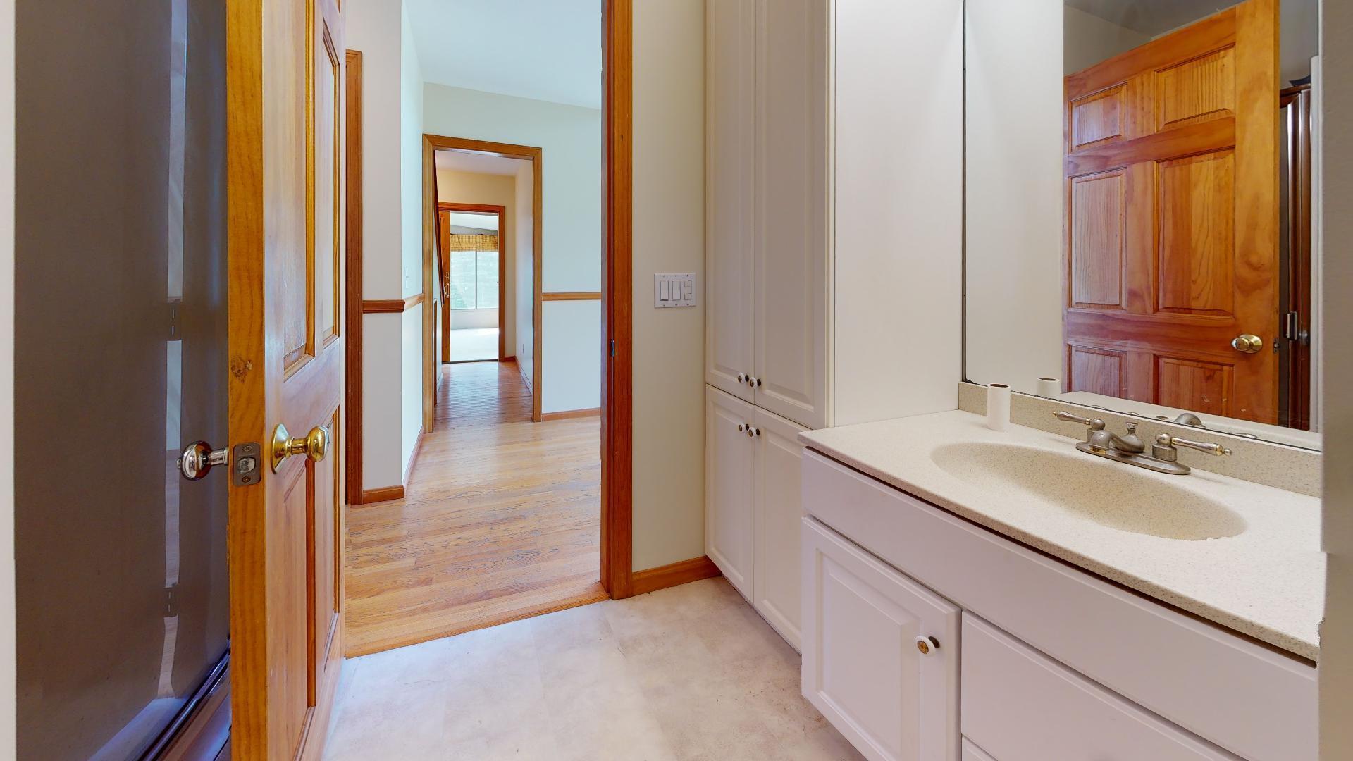53 Wakefield Road Kennebunk, ME 04043 - Photo 32 of 46 apartment bathroom