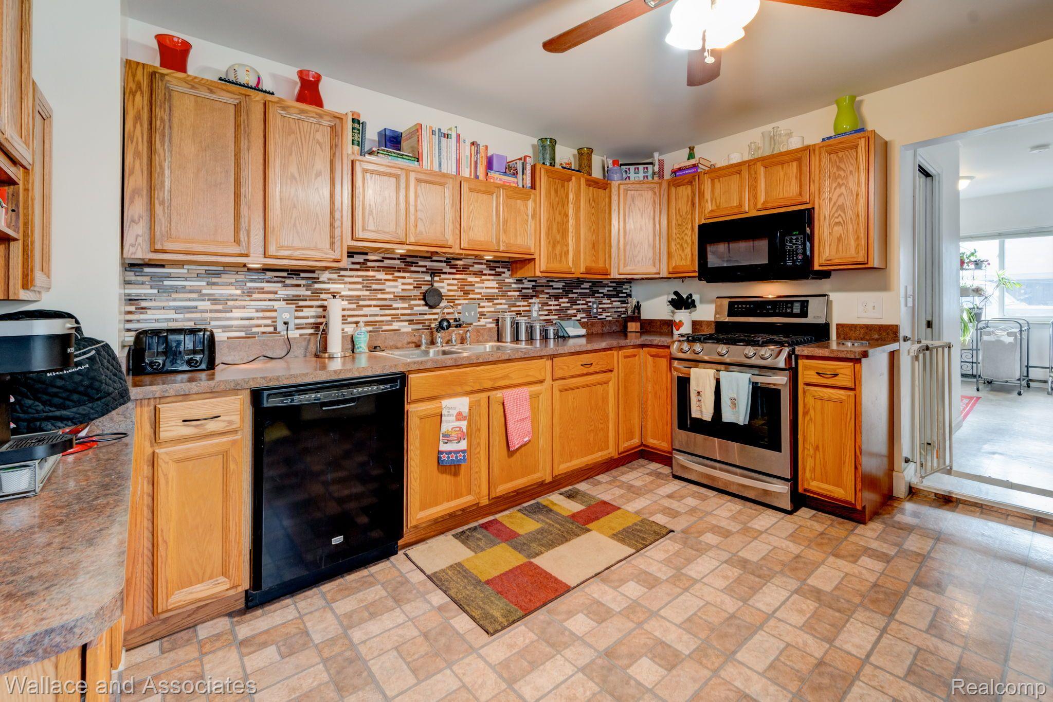 7960 River Road Marine City, MI 48039 - Photo 15 of 50 Gallery Image 15