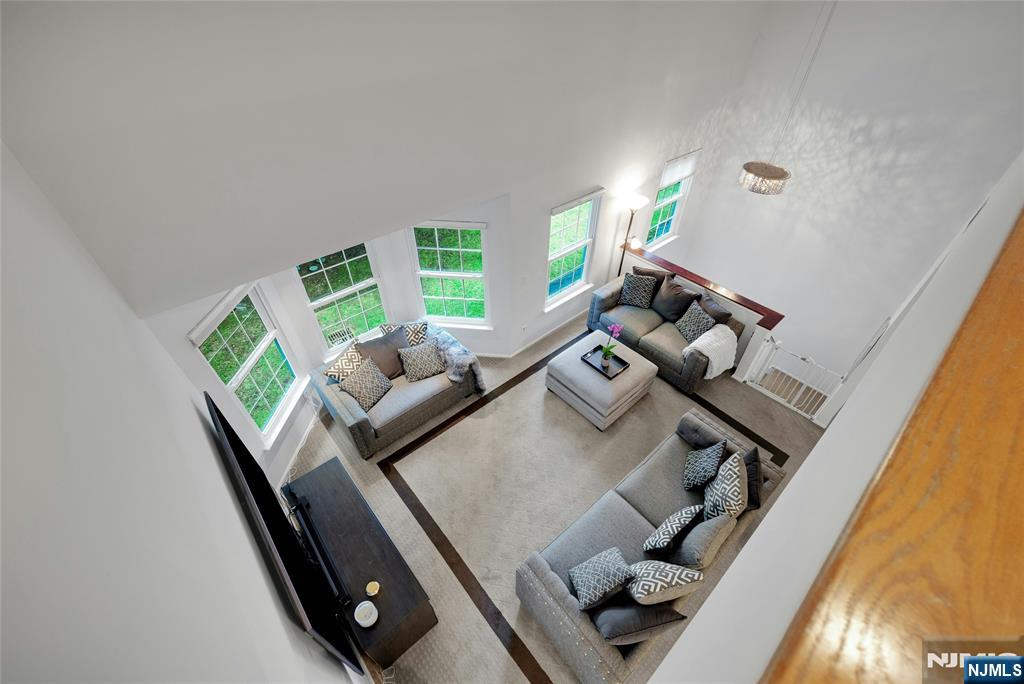 1503 Cornwall Road Mahwah, NJ 07430 - Photo 25 of 34 Gallery Image 25