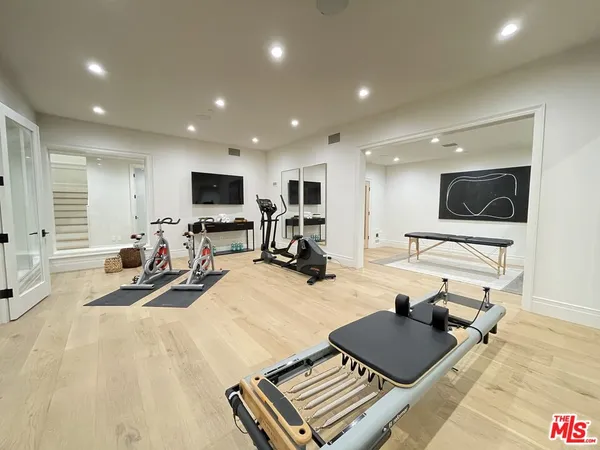 $145,000 | 12730 Hanover Street, Los Angeles, CA 90049