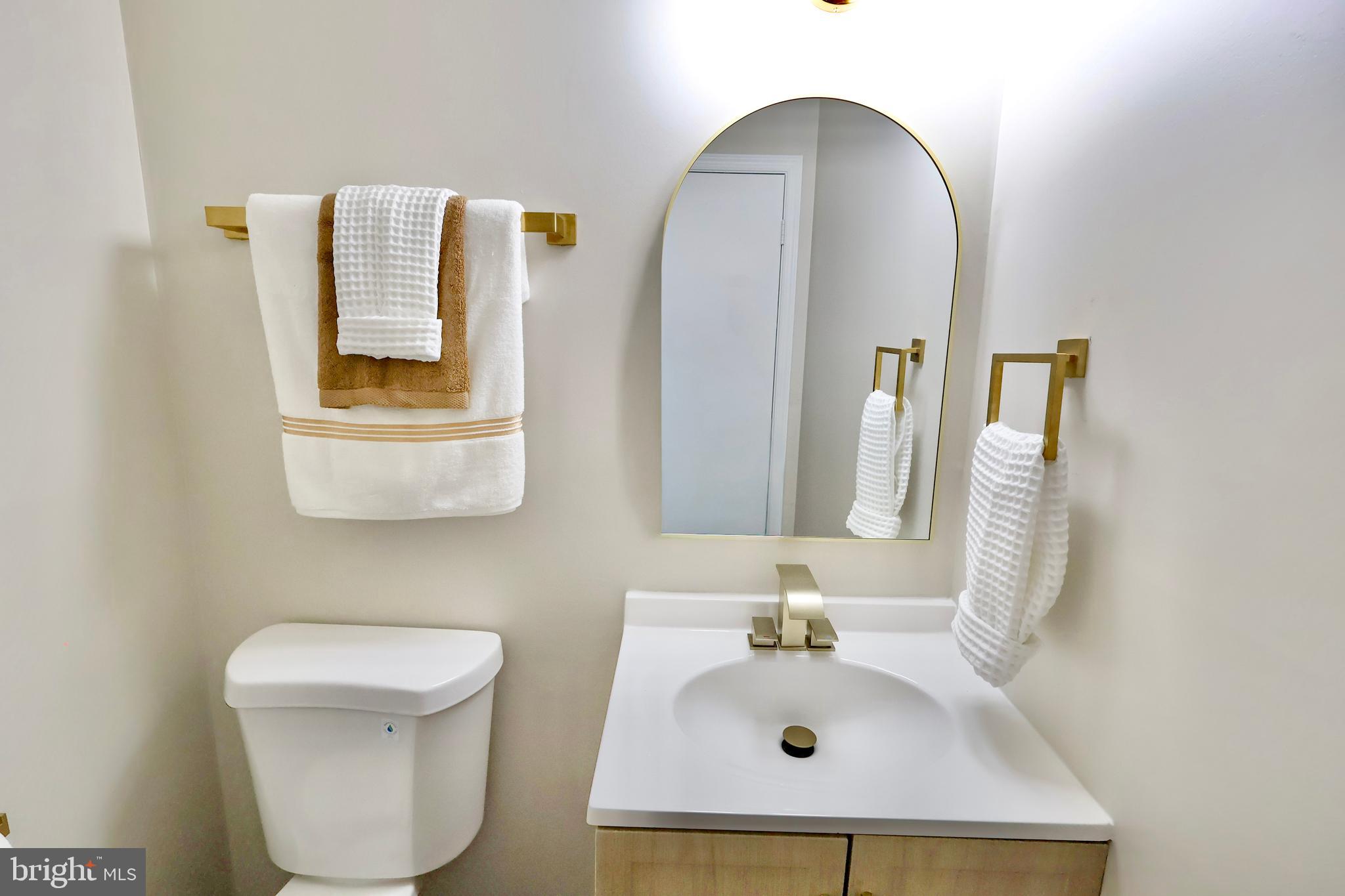 2800 Gunarette Way Silver Spring, MD 20906 - Photo 38 of 48 Downstairs full bathroom.