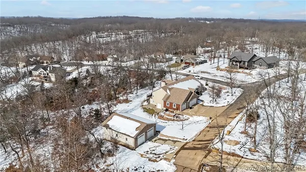 $825,000 | 61 Quiet Meadows Drive, Linn Creek, MO 65052