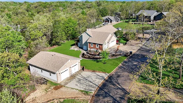 $825,000 | 61 Quiet Meadows Drive, Linn Creek, MO 65052