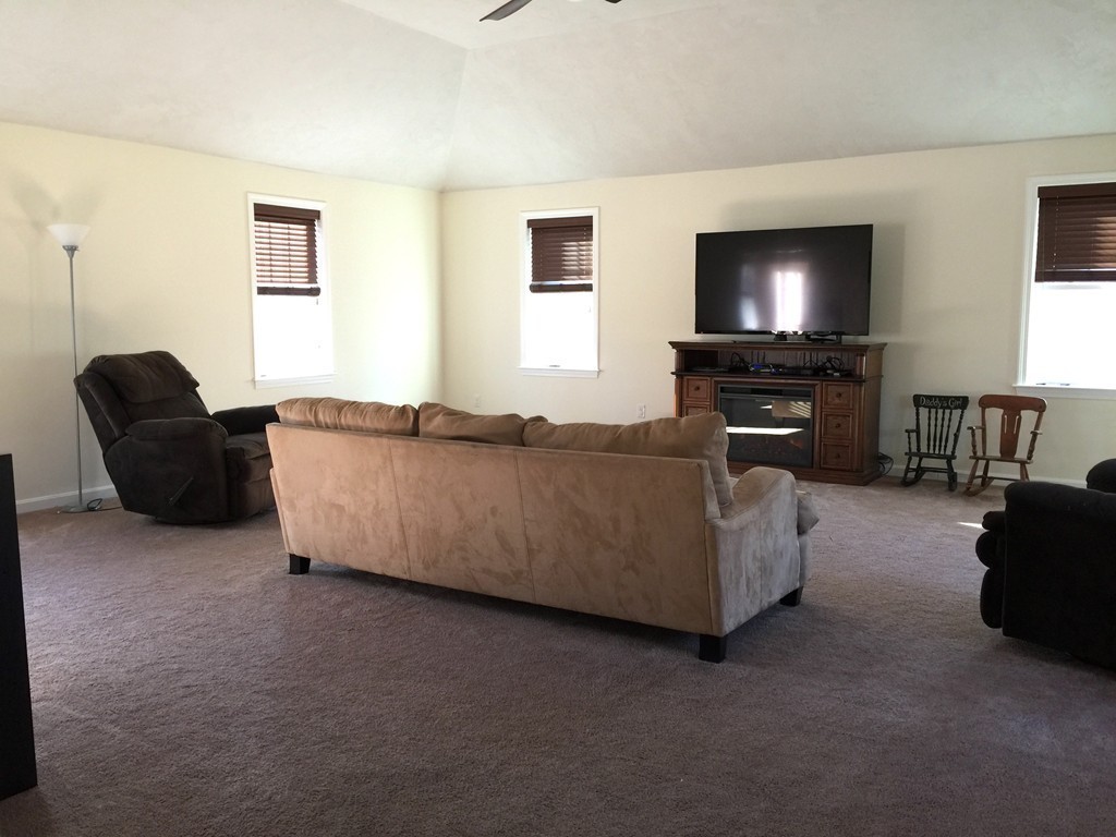 51 A River Road Rutland, MA 01543 - Photo 8 of 28