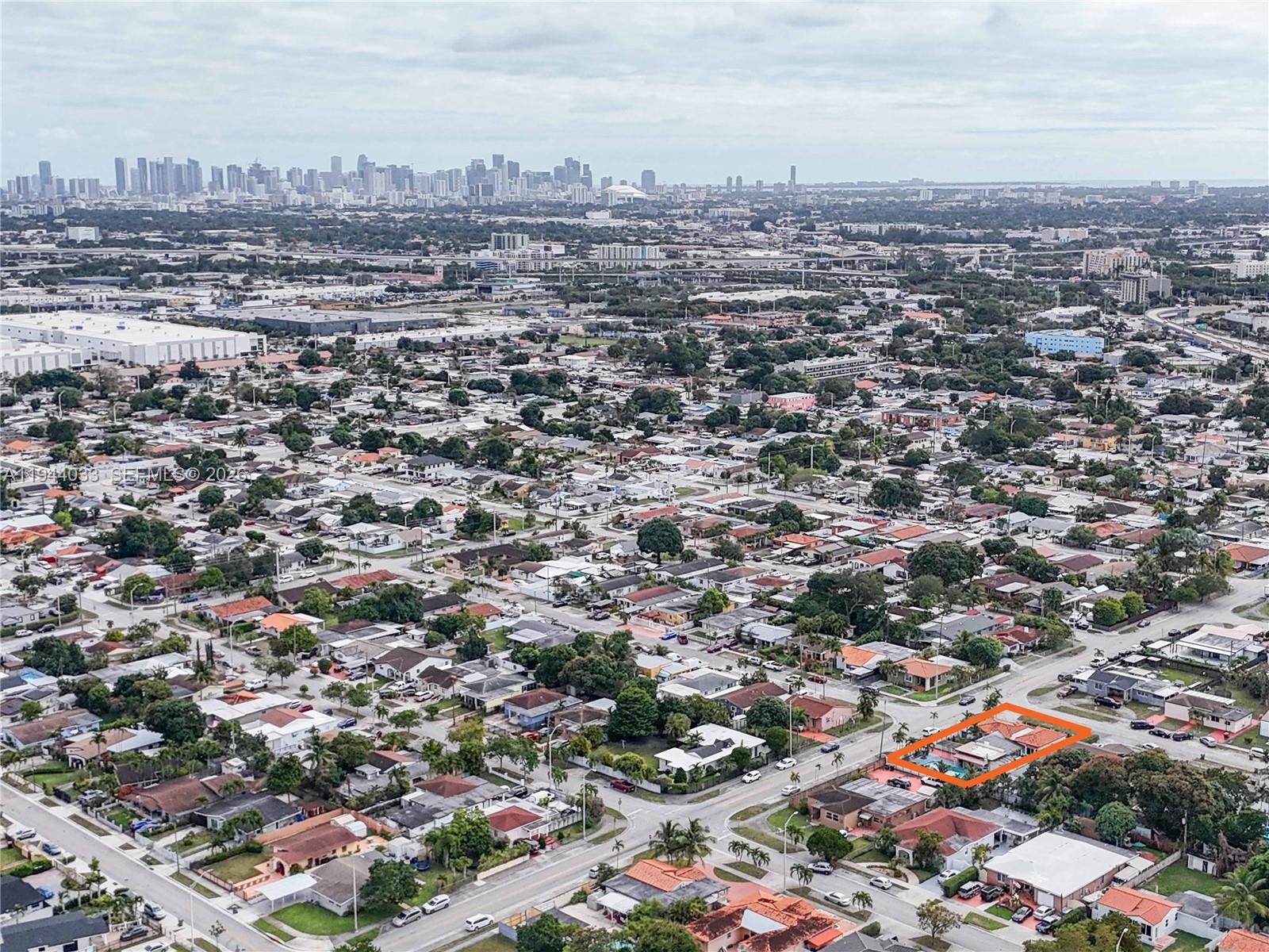 591 Southeast 5th Street Hialeah, FL 33010 - Photo 4 of 45