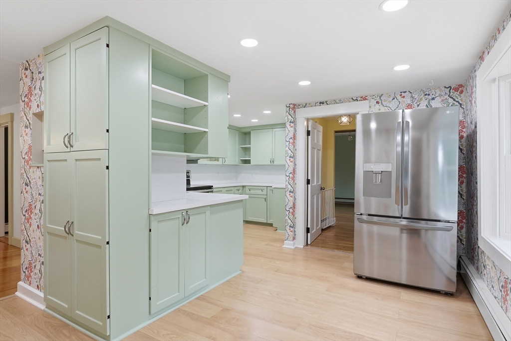 384 Pearl Hill Road Fitchburg, MA 01420 - Photo 11 of 41