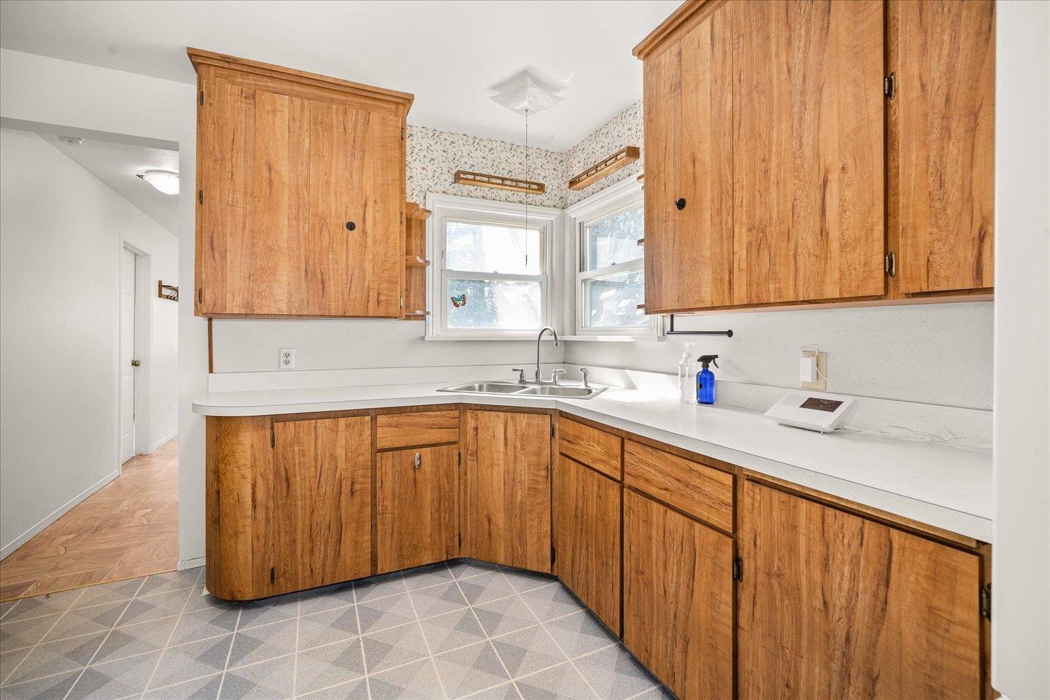 22515 West Malloy Prairie Road Cheney, WA 99004 - Photo 13 of 31 Gallery Image 13