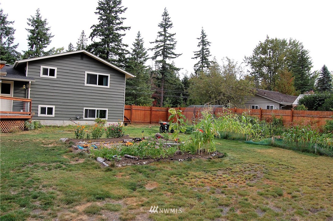1011 McLeod Road Bellingham, WA 98226 - Photo 20 of 22 Gallery Image 20