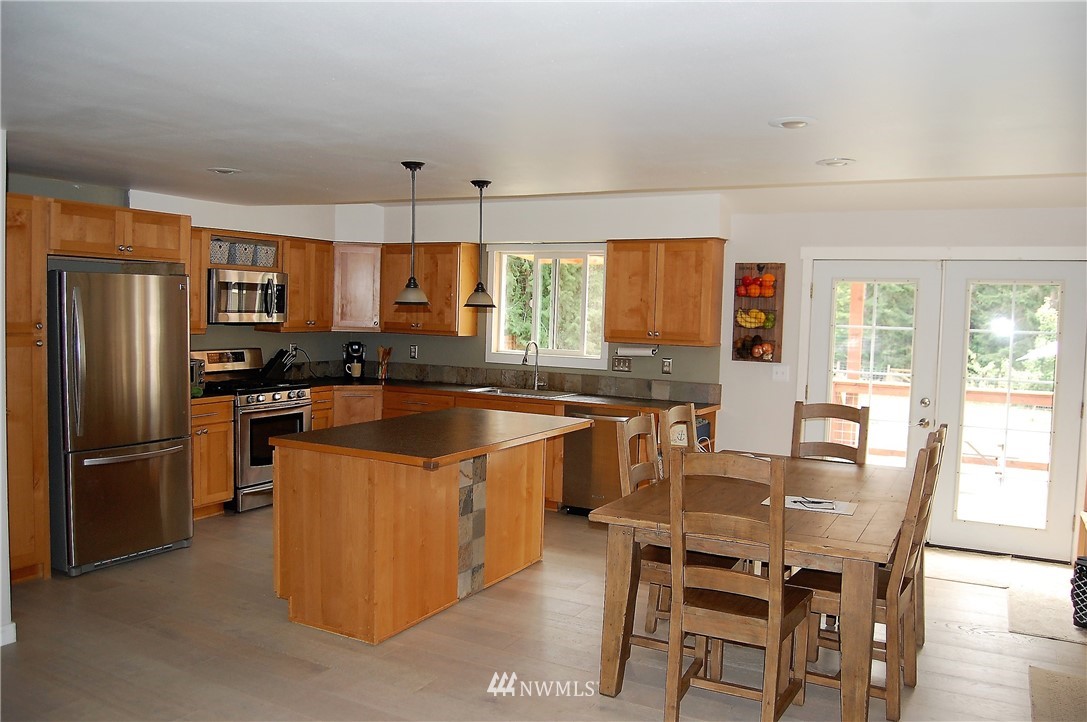 1011 McLeod Road Bellingham, WA 98226 - Photo 5 of 22 Gallery Image 5