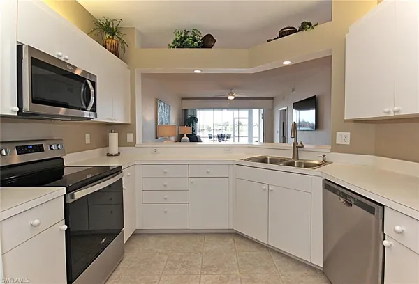 $5,000 | 3380 West Crown Pointe Boulevard, Unit 102, Naples, FL 34112