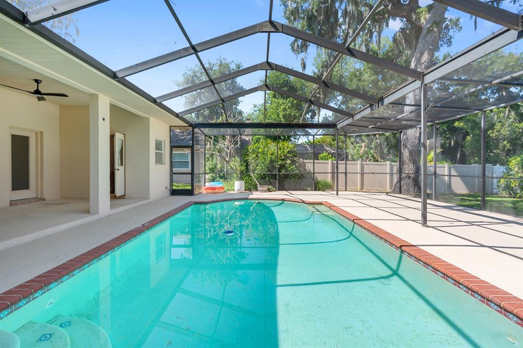 512 Caulder Park Road Seffner, FL 33584 - Photo 36 of 53