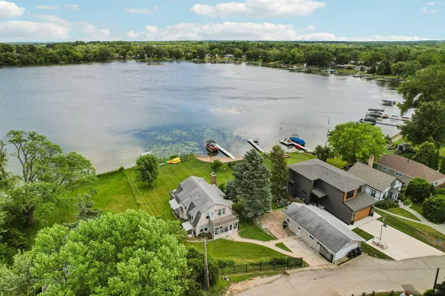 $969,000 | 12719 234th Avenue, Salem Lakes, WI 53179