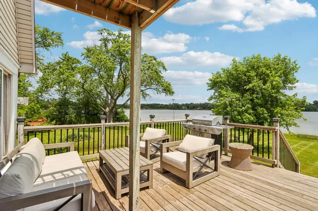 $969,000 | 12719 234th Avenue, Salem Lakes, WI 53179